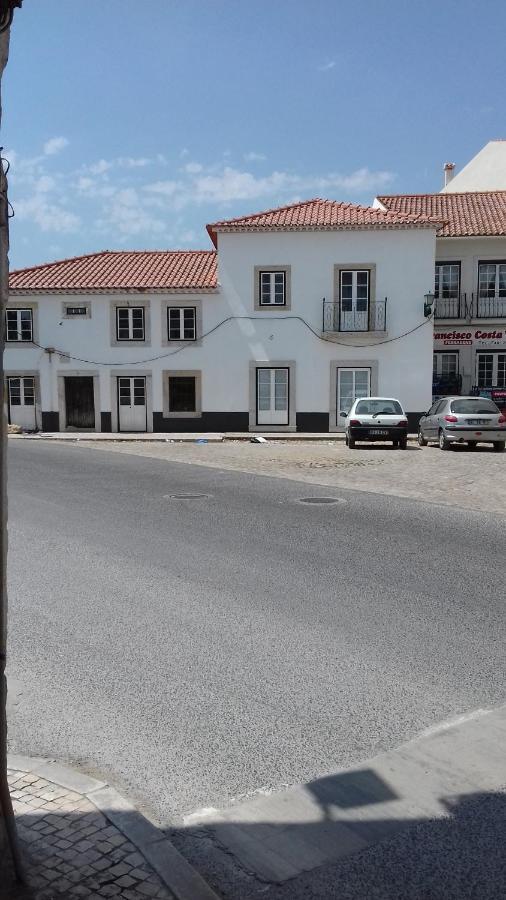 Largo Da Rainha, Guesthouse Merceana Екстер'єр фото