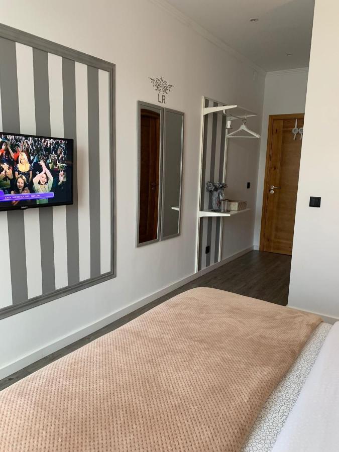 Largo Da Rainha, Guesthouse Merceana Екстер'єр фото